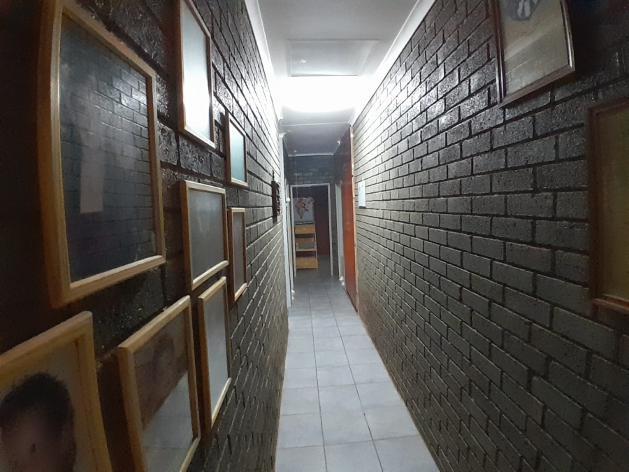 4 Bedroom Property for Sale in Kathu Northern Cape